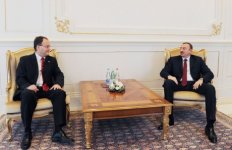 Президент Азербайджана принял верительные грамоты посла Румынии