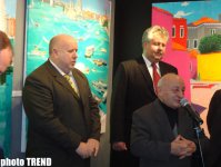 Выставка латвийских художников в Баку - столкновение двух миров (фотосессия)