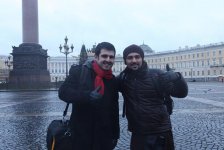 Азербайджанские телеведущие в русской бане: "Размял южные кости" (фотосессия)