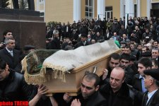 "Золотой голос" Азербайджана - Гадира Рустамова проводили в последний путь  (фотосессия)