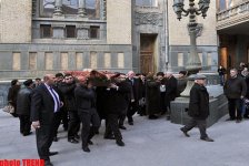 В Баку великую Фирангиз Ахмедову аплодисментами проводили в последний путь (фотосессия)