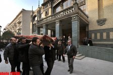 В Баку великую Фирангиз Ахмедову аплодисментами проводили в последний путь (фотосессия)