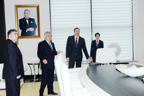 Президент Азербайджана принял участие в открытии Центра интеллектуального управления транспортом (ФОТО)