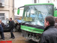 В Баку эвакуированы учащиеся Евролицея (версия 2) (ФОТО)