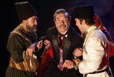 В Тбилиси состоится премьера фильма "Вестник рассвета", посвященного 200-летию Мирзы Фатали Ахундзаде (фотосессия)