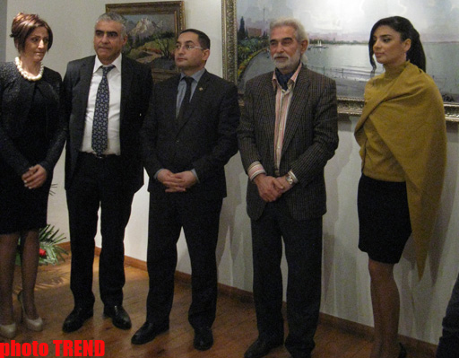 В Баку открылась выставка "Мир моими глазами" (фотосессия)