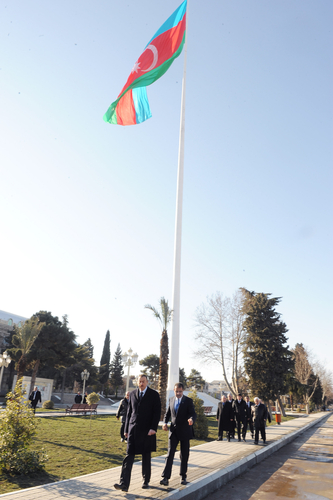 Azerbaijani President inspects construction work in Flag Square in Ganja (PHOTO)