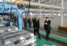 Президент Ильхам Алиев: Функционирование Гянджинского алюминиевого завода придаст большой импульс ненефтяному сектору в Азербайджане (ФОТО)