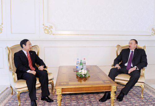 Azerbaijani President receives credentials of several ambassadors (UPDATE) (PHOTO)