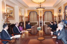Azerbaijan`s first lady meets French Senate`s delegation (PHOTO)
