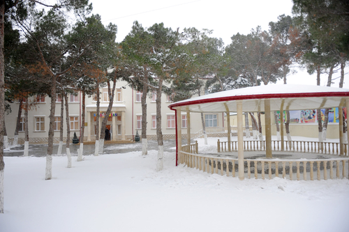 President Ilham Aliyev inspects newly-repaired and reconstructed orphanage-kindergartens in Baku (PHOTO)