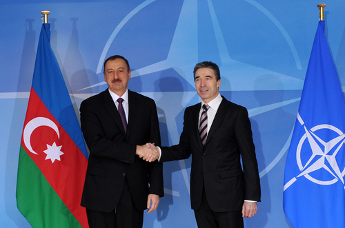 Azerbaijani President meets NATO Secretary General in Brussels (PHOTO)