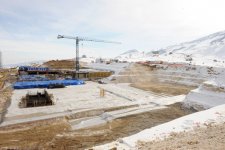 President Ilham Aliyev and his spouse inspect construction of Shahdag Winter and Summer Tourism Complex in Gusar (PHOTO)