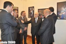В Баку представлены уникальные работы французского фотографа, посвященные Ходжалинской трагедии (фото)