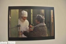 В Баку представлены уникальные работы французского фотографа, посвященные Ходжалинской трагедии (фото)