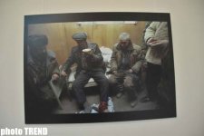В Баку представлены уникальные работы французского фотографа, посвященные Ходжалинской трагедии (фото)