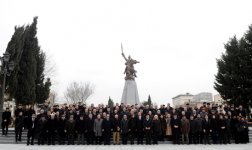 Президент Ильхам Алиев: Национально-духовные ценности лежат в основе успехов Азербайджана (ФОТО)