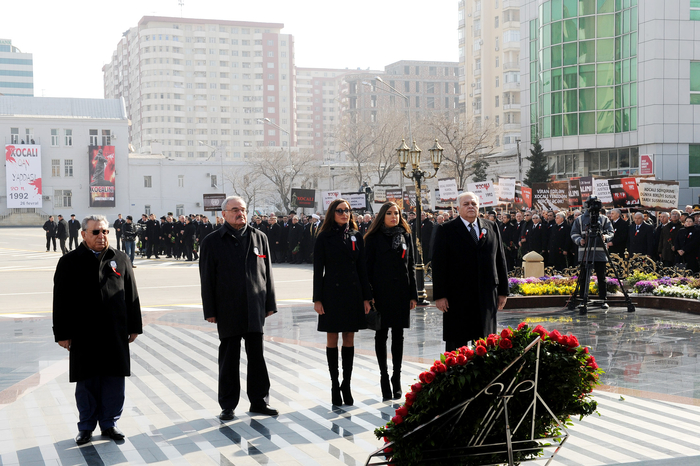 Rally on 20th anniversary of Khojaly genocide goes on in Istanbul (UPDATE) (PHOTO)
