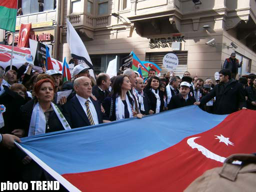 Народная артистка Азербайджана Зульфия Ханбабаева рассказала об участии в митинге в Стамбуле - "Все мы - ходжалинцы, все мы - карабахцы!" (фото)