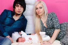 Первые семейные фото экстрасенса Кямрана Самедова: "Моя супруга приняла ислам"