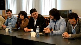 В Баку состоялась презентация книги "Общество мертвых писателей" (фотосессия)