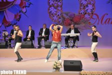 Женский концерт "Бу шехерде" в Баку - десять дней аншлага! (фотосессия)