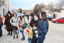 Дружеские шаржи для прекрасных дам – акция в Ичери Шехер (фотосессия)