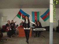 Народная артистка Азербайджана Назпери Досталиева выступила с праздничными концертами перед солдатами (фото)