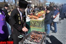 В Баку отмечают праздник Новруз – ФОТОСЕССИЯ