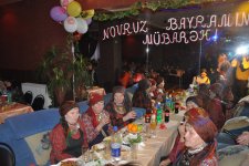 Азербайджанцы отправляют из Удмуртии в Баку автобус с фанатами для поддержки "Бурановских бабушек" (видео)