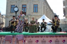 Фестиваль праздника весны в заповедниках "Ичеришехер" и "Гала" (фотосессия)
