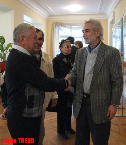 В Баку отметили 75-летие Фикрета Ахадова: "Художник - счастливый человек" (фотосессия)