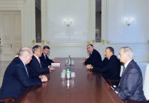 Президент Азербайджана Ильхам Алиев принял главу МИД России