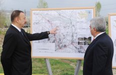 Президент Азербайджана принял участие в открытии дороги Газахбейли-Ашагы Салахлы (ФОТО)