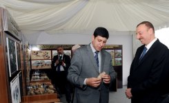 Президент Азербайджана ознакомился с археологическим памятником Гейтепе (ФОТО)