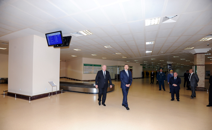 Президент Азербайджана принял участие в церемонии сдачи в эксплуатацию новой взлетно-посадочной полосы в аэропорту Гейдар Алиев (ФОТО)