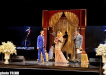 В Баку состоялась церемония награждения "Grand" - звезды на красной дорожке (фотосессия)