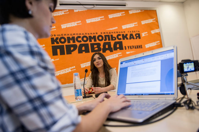 Сабина Бабаева рассказала в Киеве о планах после "Евровидения 2012" (видео-фотосессия)