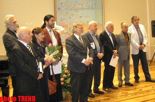 В Баку открылась выставка "Одна нация - два государства" (фотосессия)