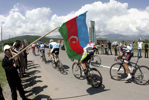 Second stage of international cycle tour finishes in Azerbaijan (PHOTO)