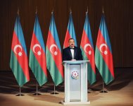 Президент Азербайджана и его супруга приняли участие в церемонии открытия Центра Гейдара Алиева (ФОТО)