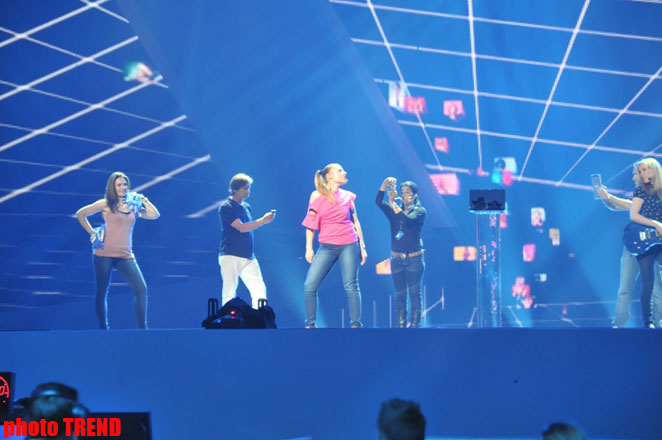 Eurovision-2012 San Marino participant sings song in Baku (PHOTO)