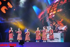 "Бурановские бабушки" провели репетицию в Баку перед "Евровидением-2012" (ФОТО)