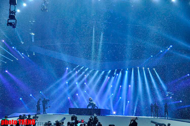 Фаворит "Евровидения 2012" на сцене "Baku Crystal Hall" (фотосессия)