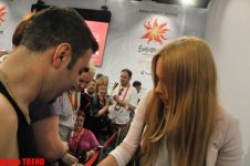 Представительница Боснии и Герцеговины на "Евровидении" влюблена в бакинские ночи (фотосессия)