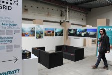 Азербайджан впервые представлен на Международном фото-биеннале GRİD- 2012  (ФОТО)