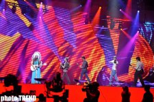 Турчанка из Голландии на сцене "Baku Crystal Hall" (фотосессия)