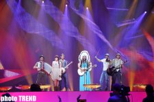 Турчанка из Голландии на сцене "Baku Crystal Hall" (фотосессия)