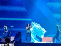 Финалистка "Евровидения 2012" Анггун на сцене "Baku Crystal Hall" (фотосессия)