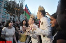 В Баку прошла церемония открытия конкурса "Евровидение - 2012" (версия 3) (ФОТО)
